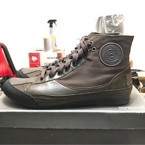 Kenneth Cole classic casual sneakers